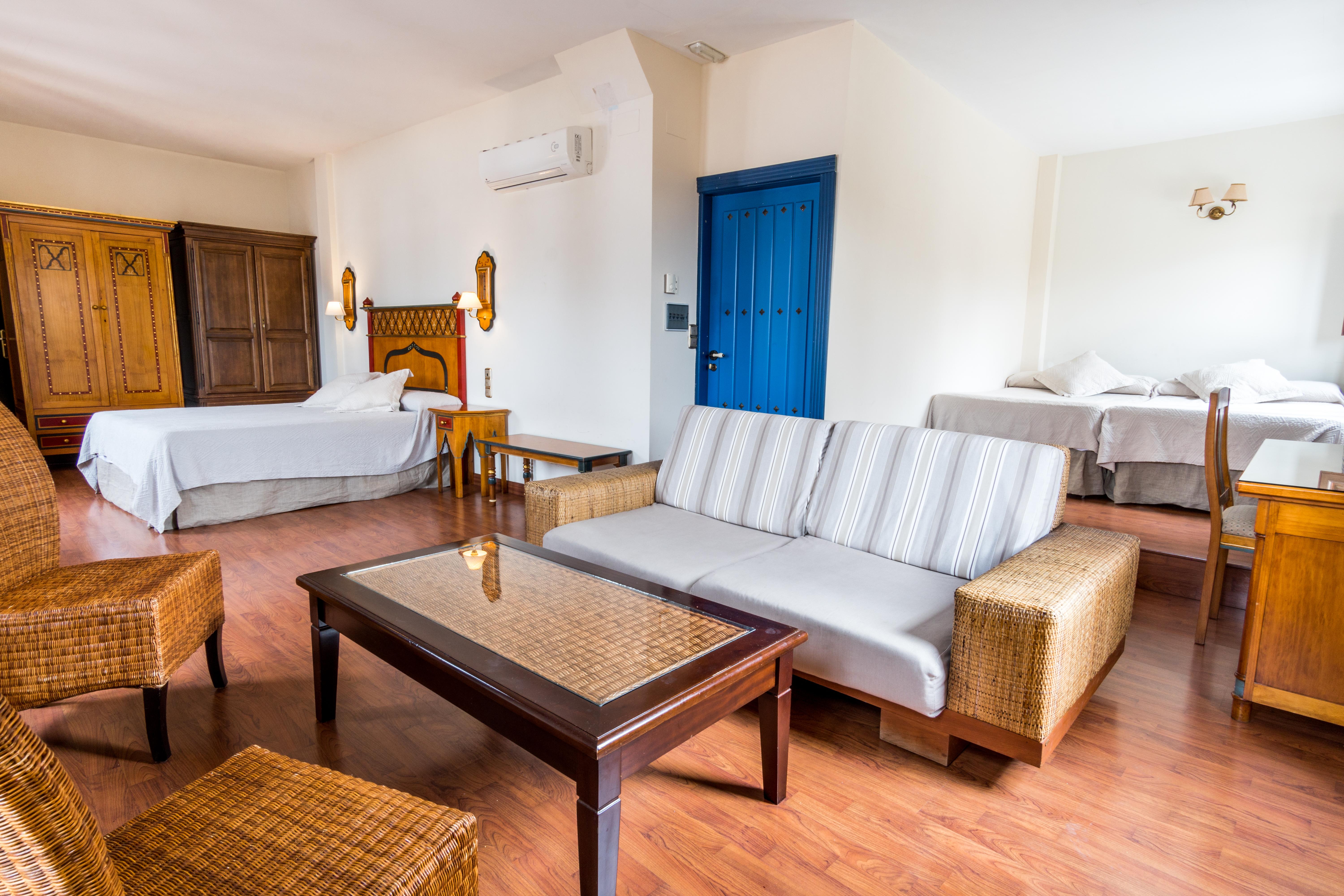 Hotel Plaza Nueva Granada Luaran gambar