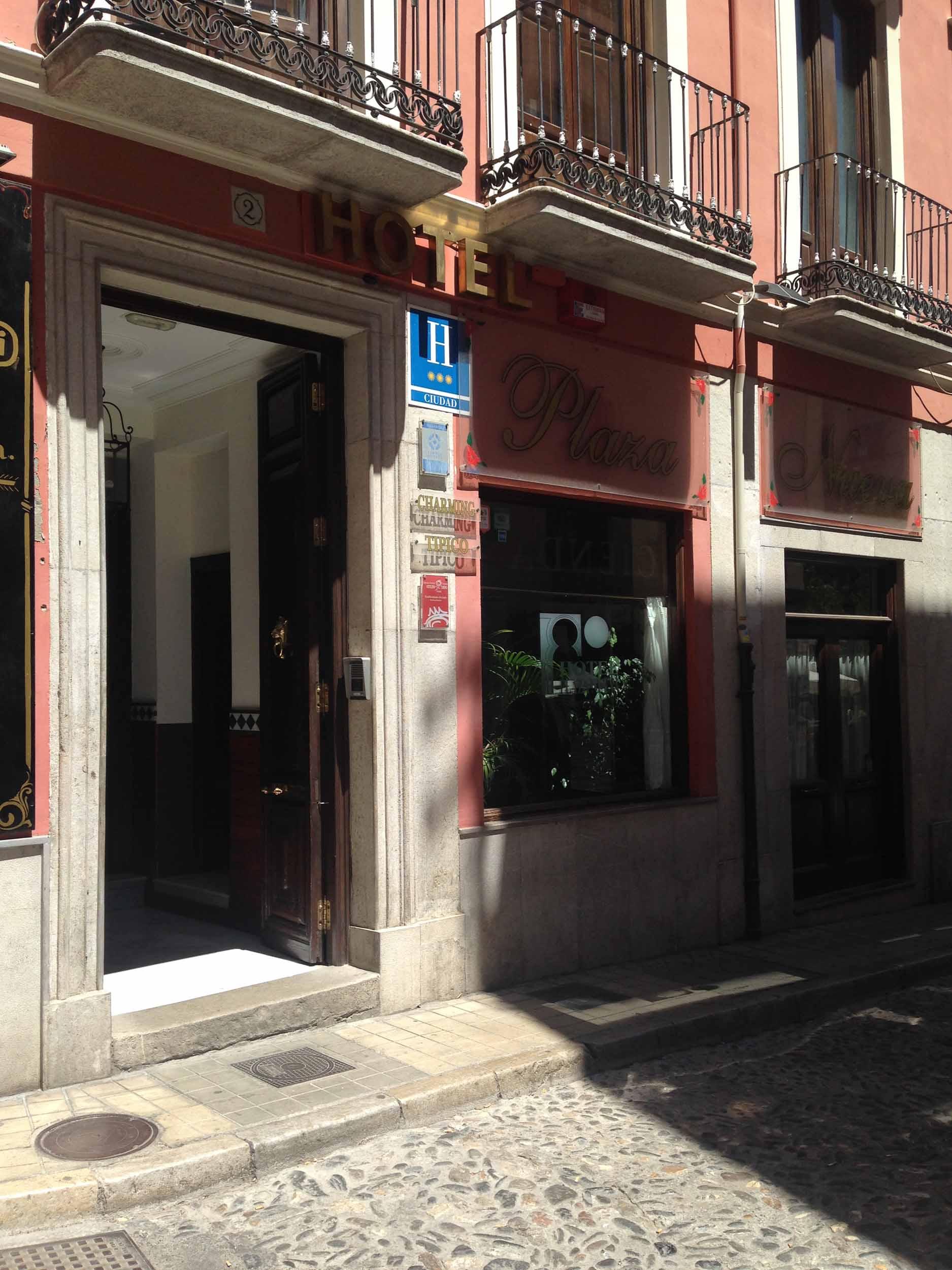 Hotel Plaza Nueva Granada Luaran gambar
